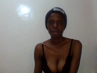 Sexxybellah6's Live Webcam