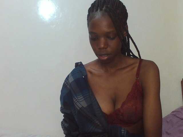 Sexxy-Bella6 Live Cam and Statistics on UnifiedCams