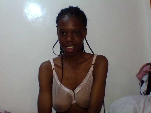 Sexxy-Bella6 Live Cam and Statistics on UnifiedCams