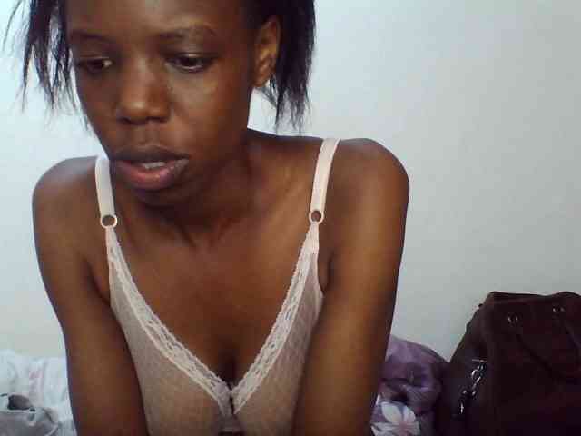 Sexxybellah6 webcam