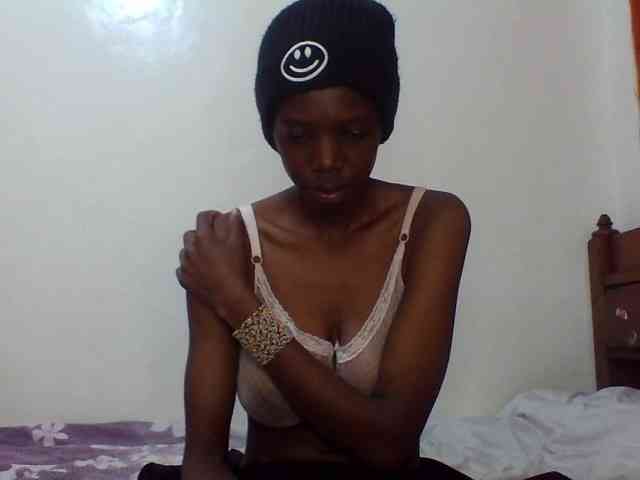 Sexxybellah6 webcam