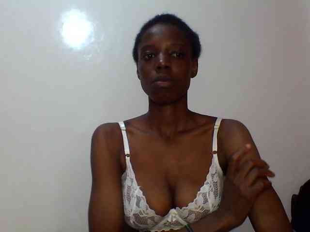 Sexxybellah6 webcam