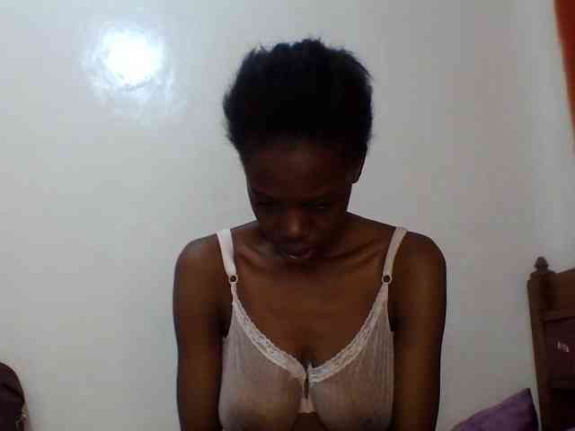 Sexxybellah6 webcam