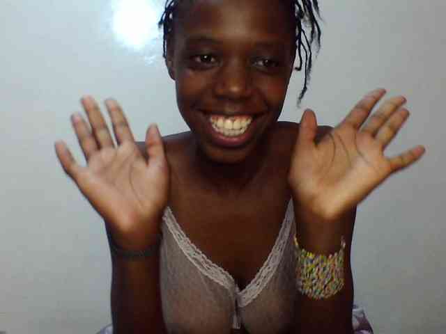 Sexxybellah6 webcam