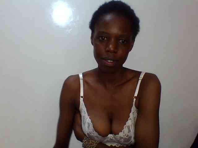 Sexxybellah6 webcam
