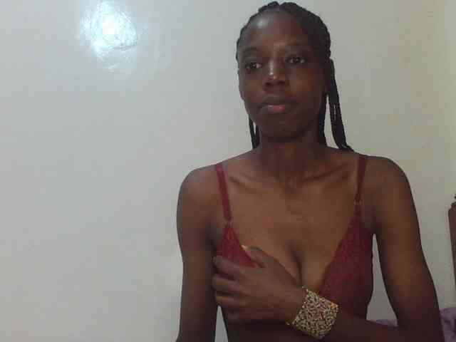 Sexxybellah6 webcam