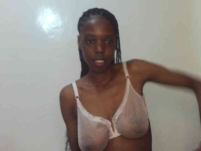 Sexxybellah6 webcam