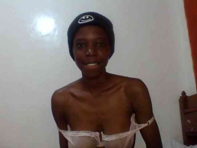 Sexxybellah6 webcam