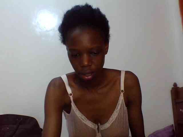 Sexxybellah6 webcam