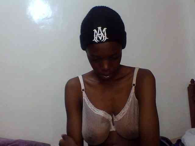 Sexxybellah6 webcam
