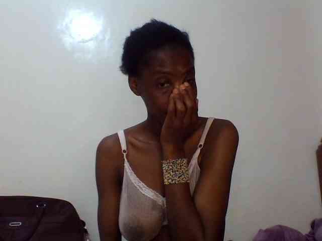 Sexxybellah6 webcam