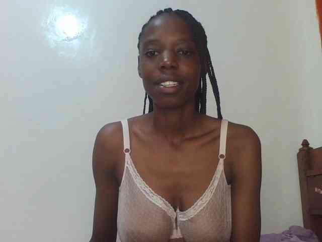 Sexxybellah6 webcam