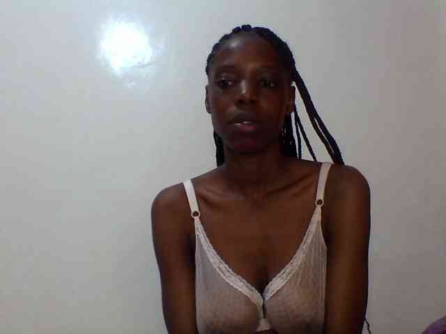 Sexxybellah6 webcam