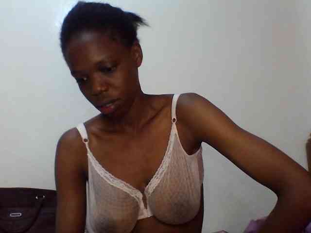 Sexxybellah6 webcam