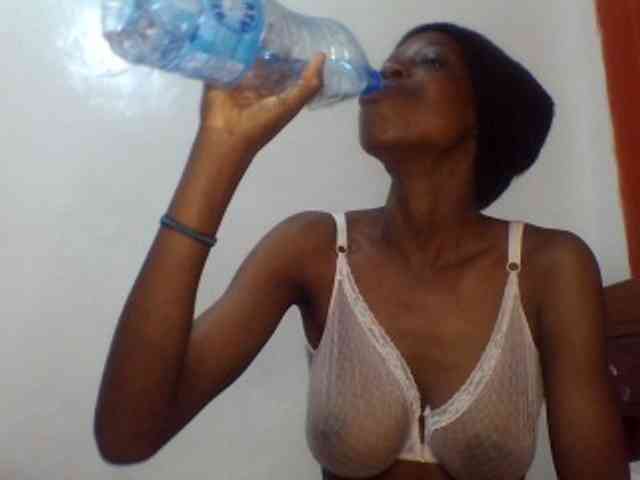 Sexxybellah6 webcam