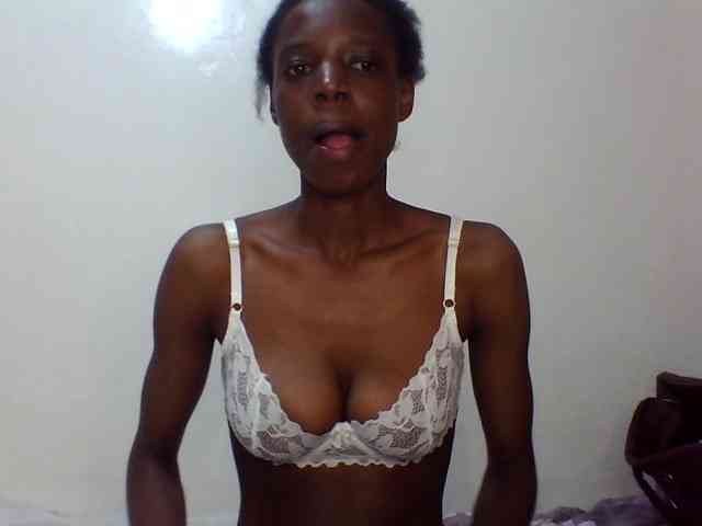 Sexxybellah6 webcam