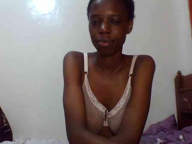 Sexxybellah6 webcam