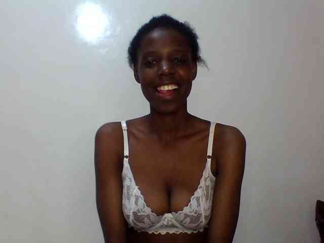 Sexxybellah6 webcam