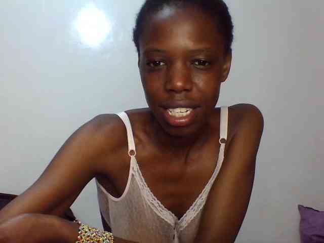 Sexxybellah6 webcam