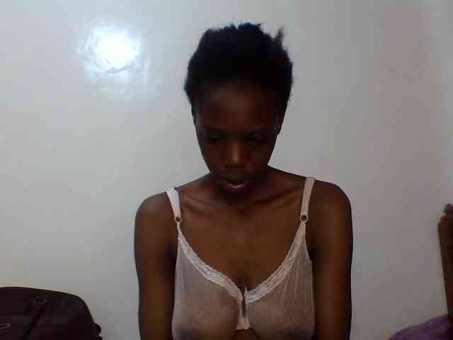 Sexxybellah6 webcam