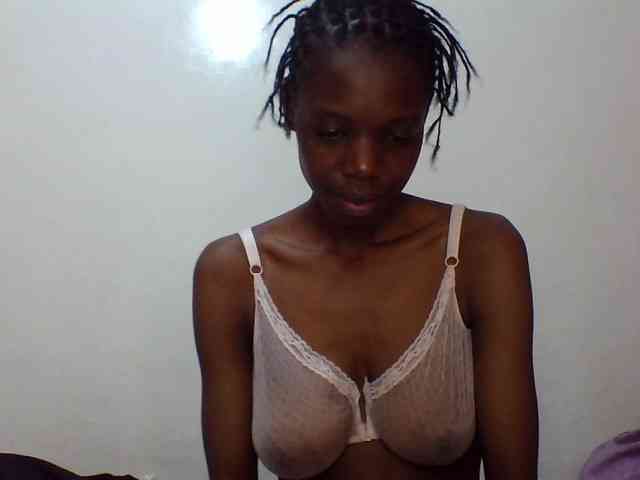 Sexxybellah6 webcam