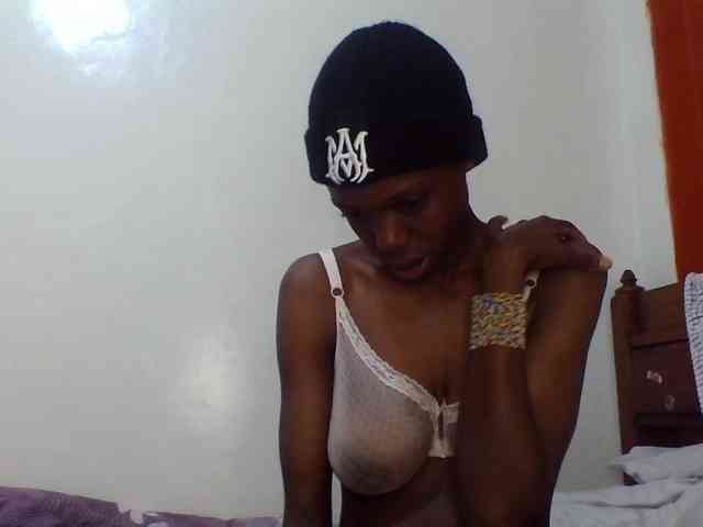 Sexxybellah6 webcam