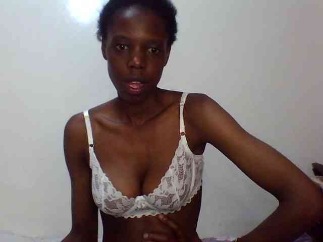 Sexxybellah6 webcam