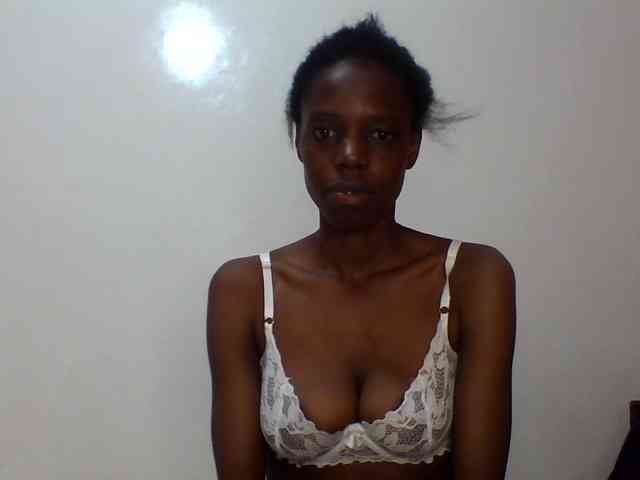 Sexxybellah6 webcam