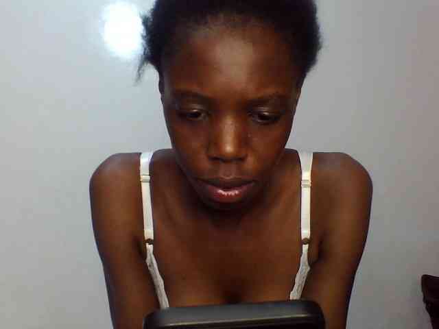 Sexxybellah6 webcam