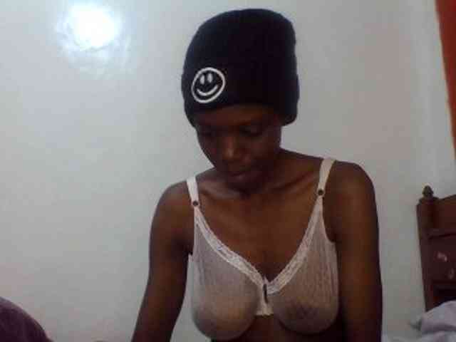 Sexxybellah6 webcam