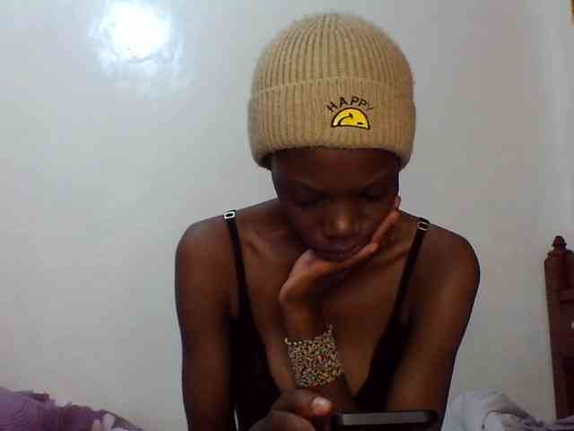 Sexxybellah6 webcam