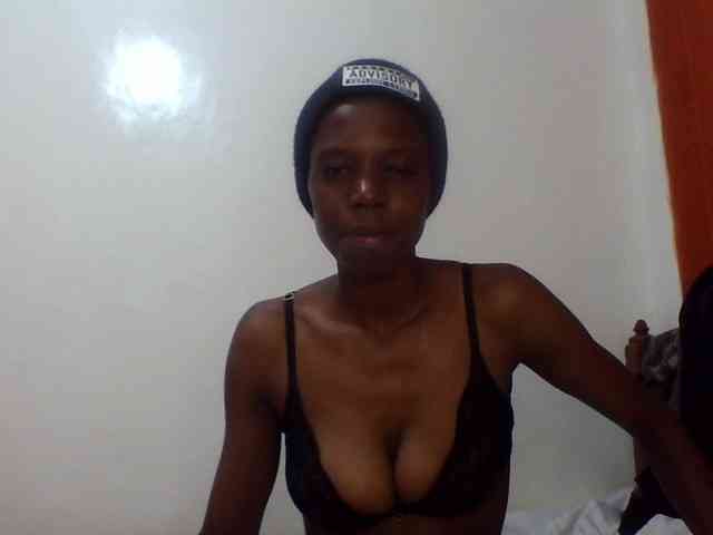 Sexxybellah6 webcam