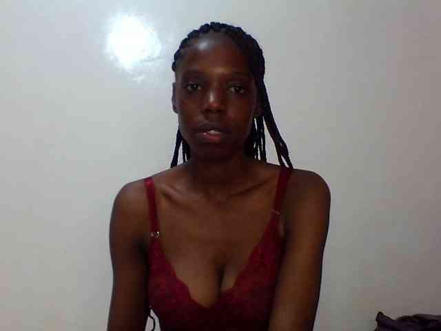 Sexxybellah6 webcam