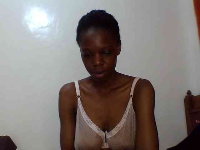 Sexxybellah6 webcam