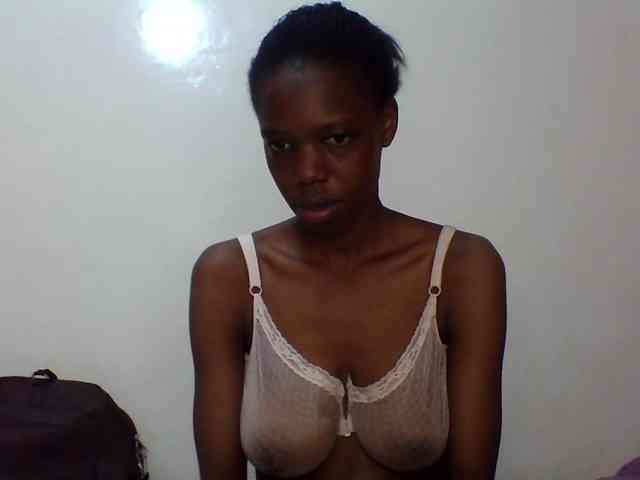 Sexxybellah6 webcam