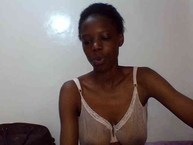 Sexxybellah6 webcam