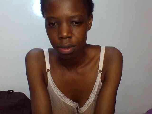 Sexxybellah6 webcam