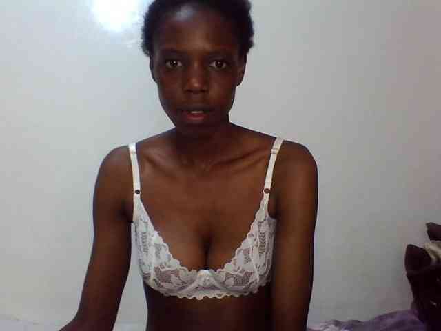 Sexxybellah6 webcam