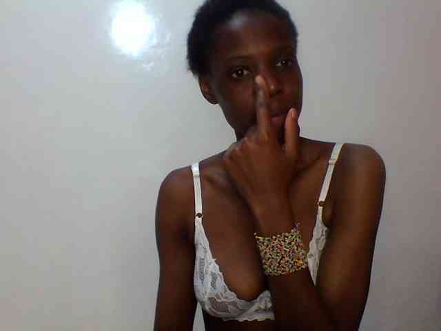 Sexxybellah6 webcam