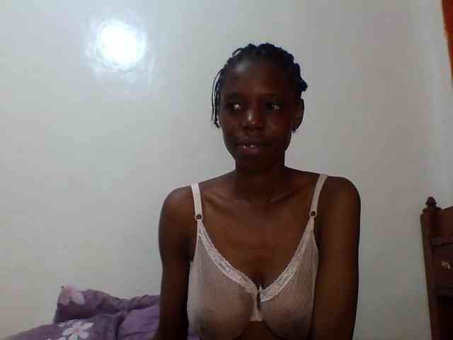 Sexxybellah6 webcam