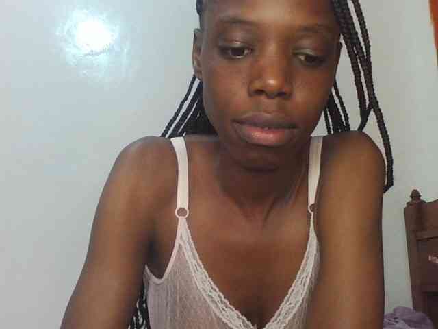 Sexxybellah6 webcam