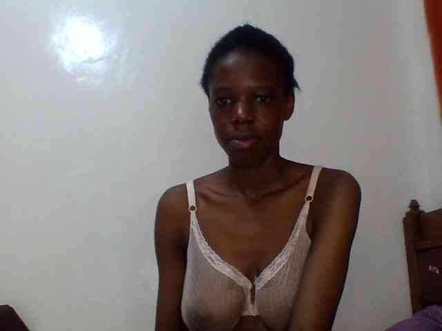 Sexxybellah6 webcam