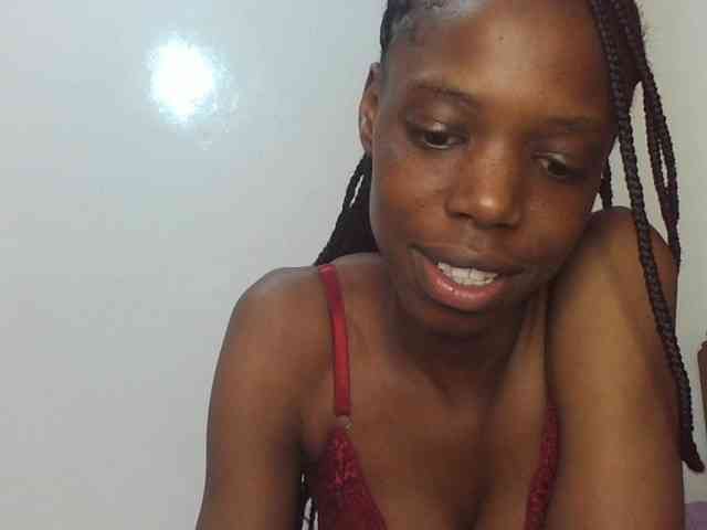 Sexxybellah6 webcam