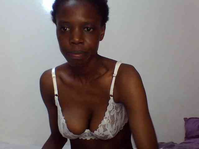 Sexxybellah6 webcam