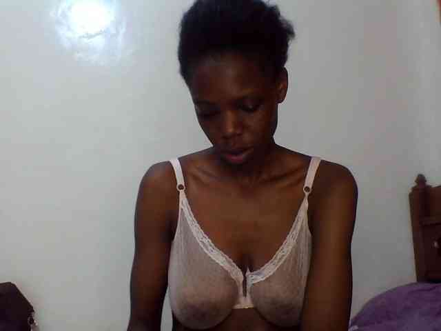Sexxybellah6 webcam