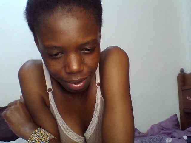 Sexxybellah6 webcam
