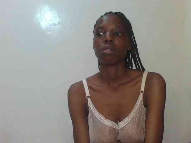 Sexxybellah6 webcam