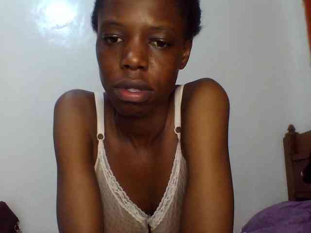 Sexxybellah6 webcam