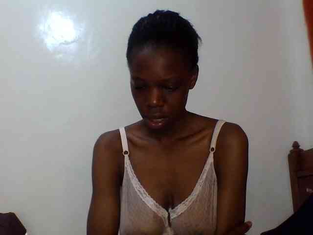 Sexxybellah6 webcam