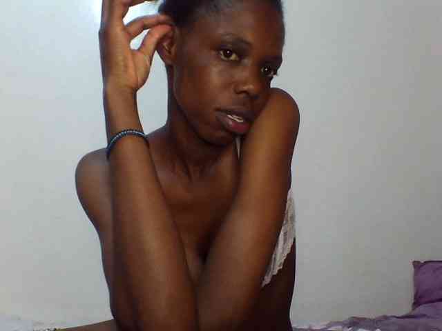 Sexxybellah6 webcam